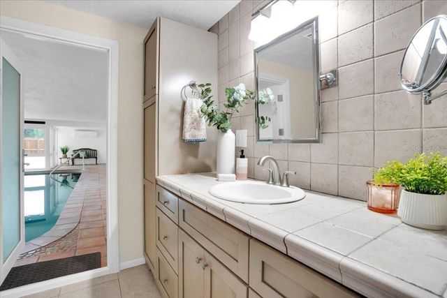 4811 26TH AVENUE W, Bradenton, FL 34209