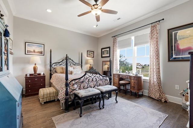 82 Marsh Grass Way, Pawleys Island, SC 29585