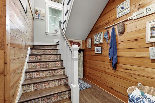 82 Marsh Grass Way, Pawleys Island, SC 29585