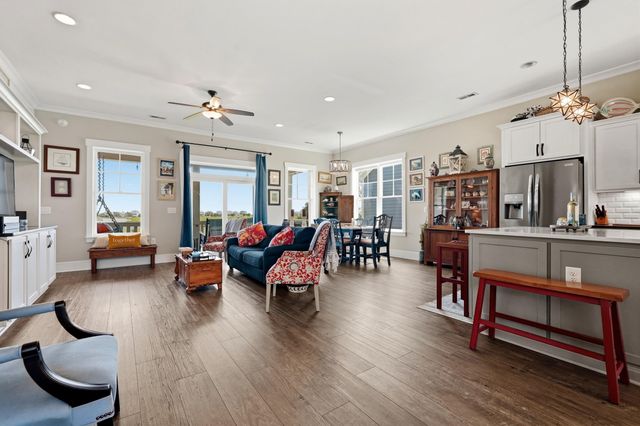 82 Marsh Grass Way, Pawleys Island, SC 29585