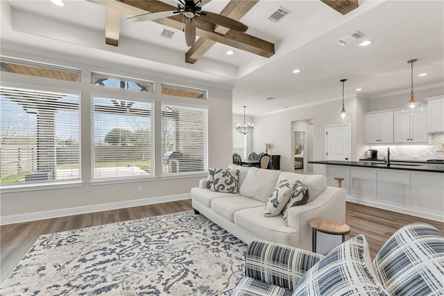 4355 Fox River, Bryan, TX 77802