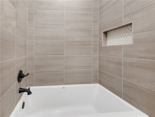 4355 Fox River, Bryan, TX 77802