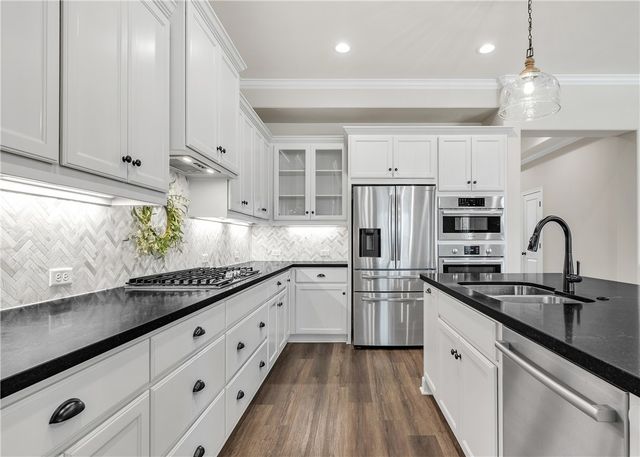 4355 Fox River, Bryan, TX 77802