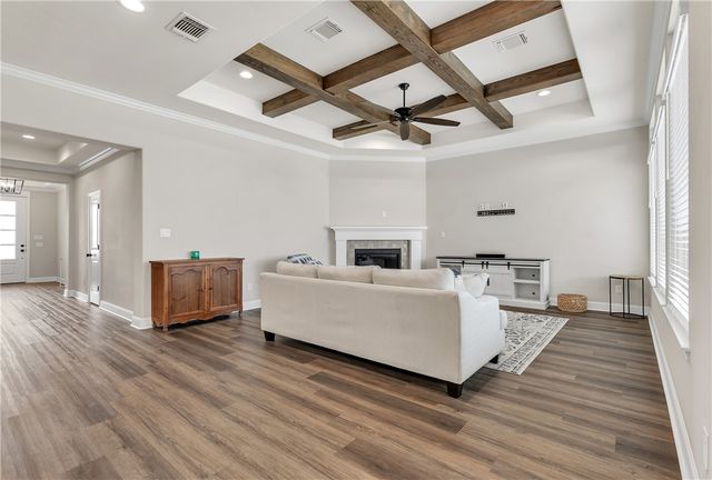 4355 Fox River, Bryan, TX 77802