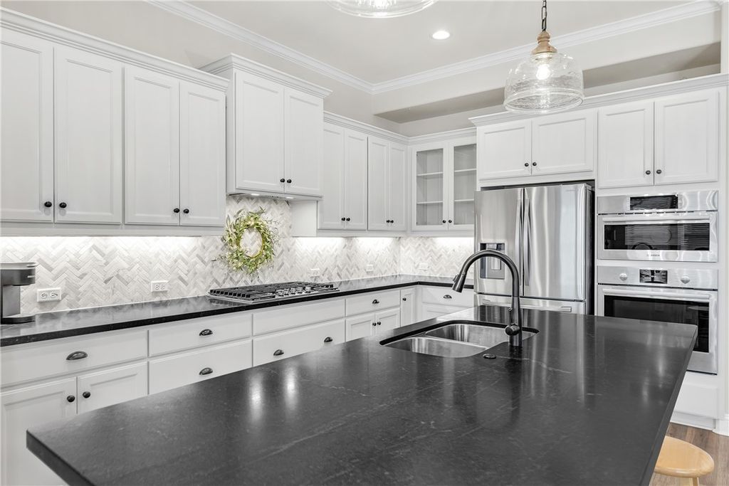 4355 Fox River, Bryan, TX 77802 — photo 5