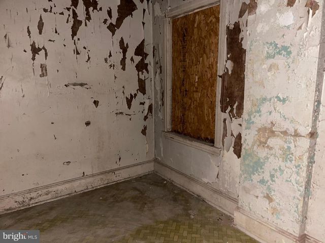 708 JEFFREY ST, Chester, PA 19013