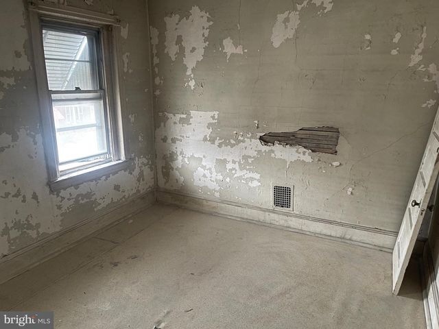 708 JEFFREY ST, Chester, PA 19013