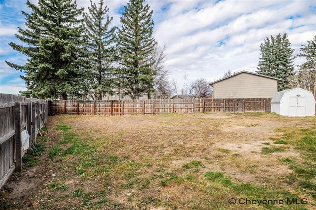 4700 KING ARTHUR WY, Cheyenne, WY 82009