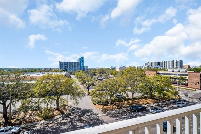 316 8TH STREET S 402, St Petersburg, FL 33701