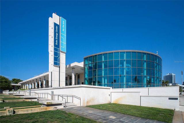 316 8TH STREET S 402, St Petersburg, FL 33701