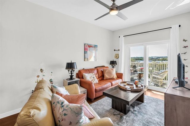 316 8TH STREET S 402, St Petersburg, FL 33701