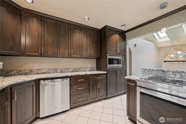 6150 Willow Grove Road, Longview, WA 98632