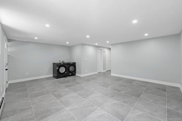 24 E 55th Street, Brooklyn, NY 11203