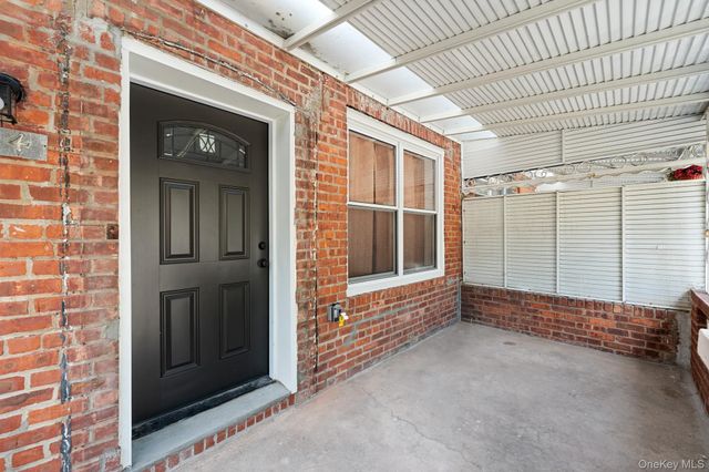 24 E 55th Street, Brooklyn, NY 11203