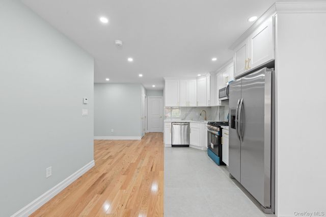 24 E 55th Street, Brooklyn, NY 11203