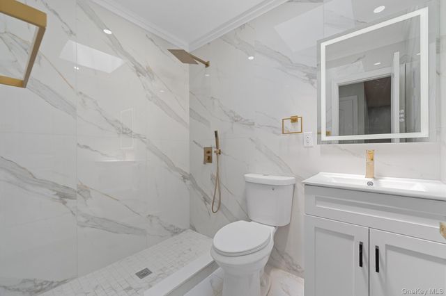 24 E 55th Street, Brooklyn, NY 11203