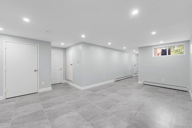 24 E 55th Street, Brooklyn, NY 11203