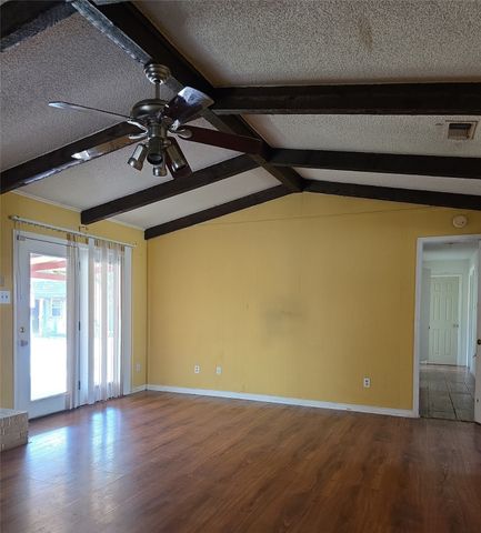 1115 Green River Trail, Cleburne, TX 76033