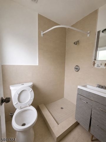 63 Huntington Ter, Newark City, NJ 07112