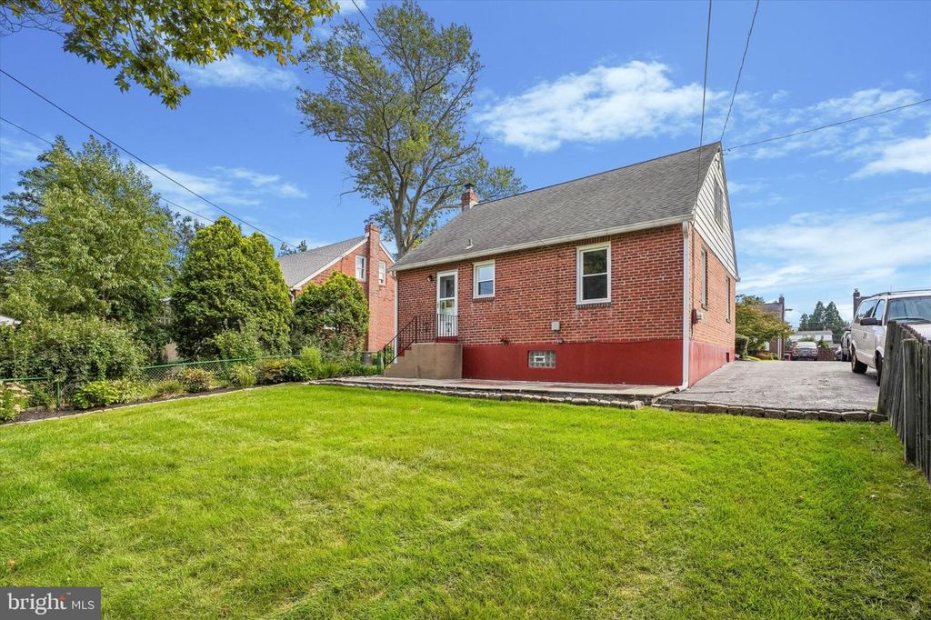 1309 HARRINGTON RD, HAVERTOWN, PA 19083 — photo 3
