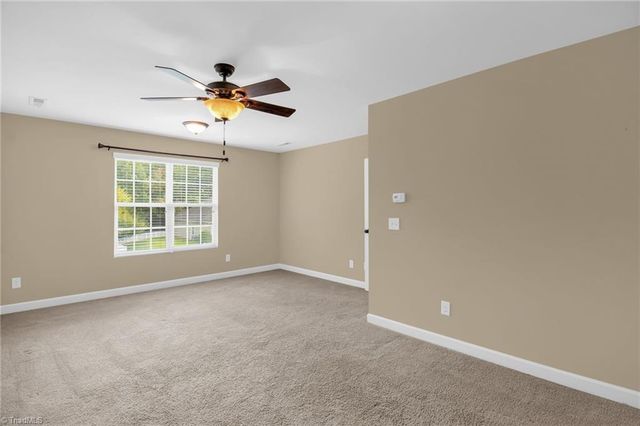 1676 Preston Woods Drive, Winston-salem, NC 27127