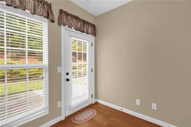 1676 Preston Woods Drive, Winston-salem, NC 27127