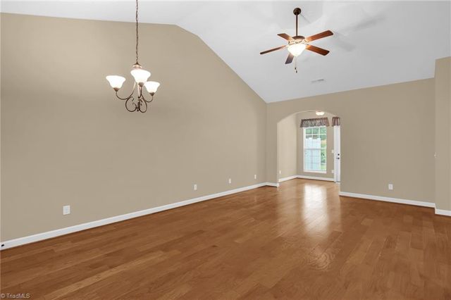 1676 Preston Woods Drive, Winston-salem, NC 27127