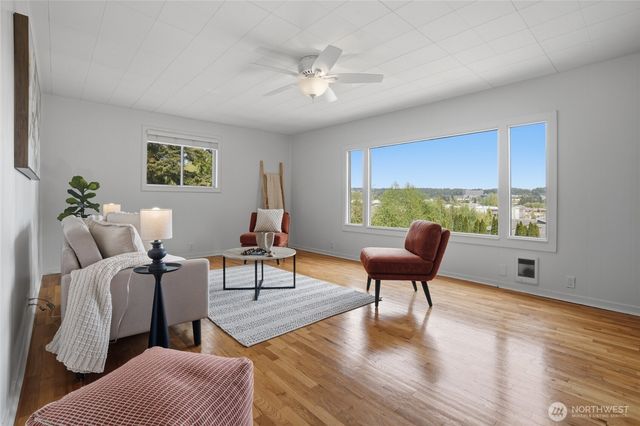3604 Dahl Road NW, Silverdale, WA 98383