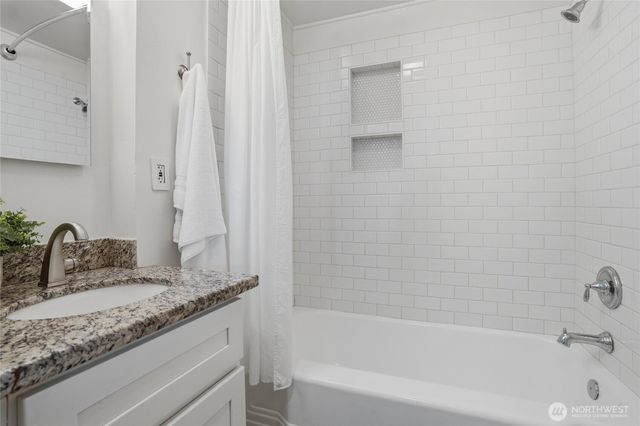 3604 Dahl Road NW, Silverdale, WA 98383
