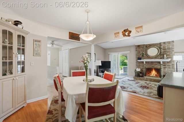 42321 Royal Lane, Clinton Charter Township, MI 48038