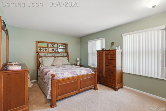 42321 Royal Lane, Clinton Charter Township, MI 48038