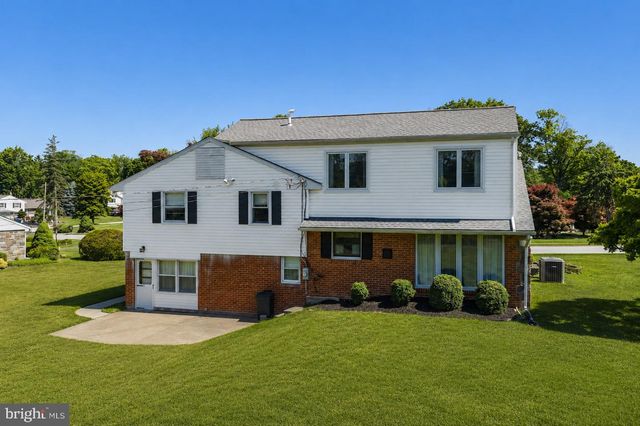 1133 BALLYTORE RD, Huntingdon Valley, PA 19006