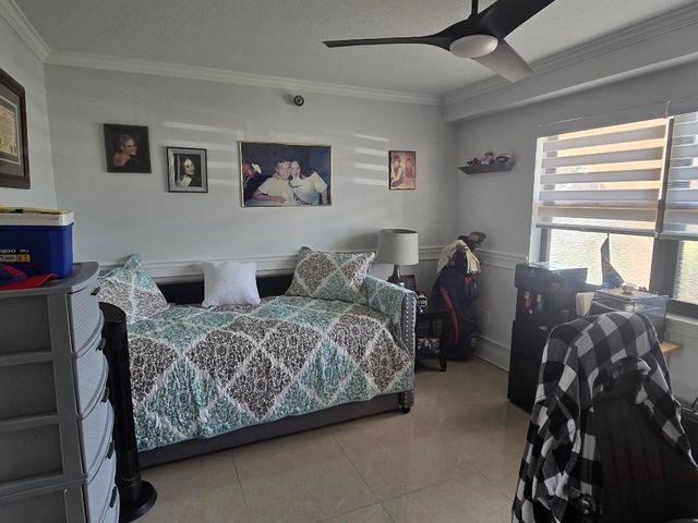 140 Lake Nancy Lane 115, West Palm Beach, FL 33411