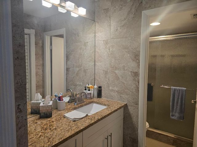 140 Lake Nancy Lane 115, West Palm Beach, FL 33411