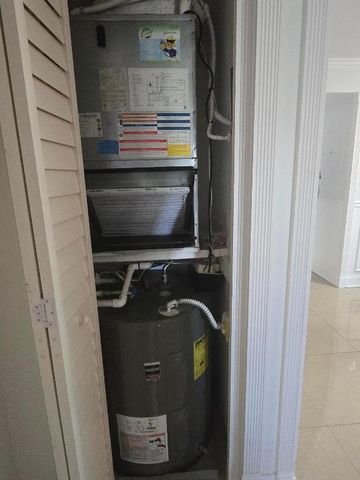 140 Lake Nancy Lane 115, West Palm Beach, FL 33411