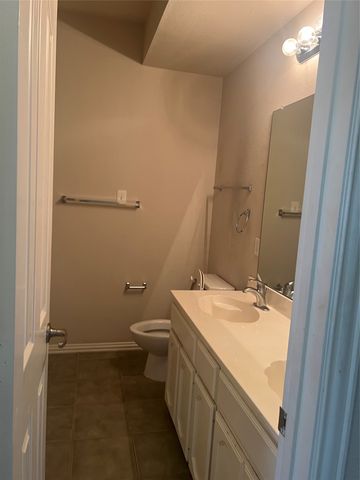 122 Biscayne Drive, Cedar Hill, TX 75104