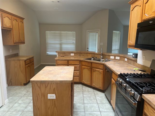 122 Biscayne Drive, Cedar Hill, TX 75104