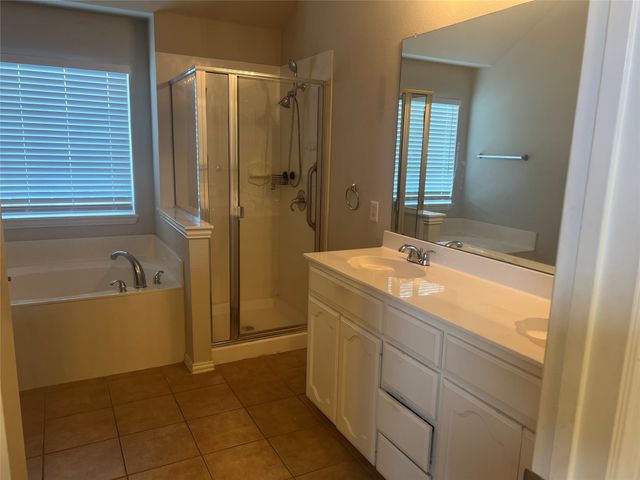 122 Biscayne Drive, Cedar Hill, TX 75104