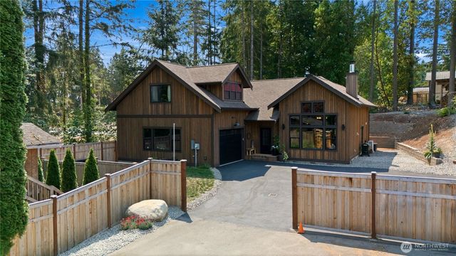 7513 182nd Ave E, Bonney Lake, WA 98391