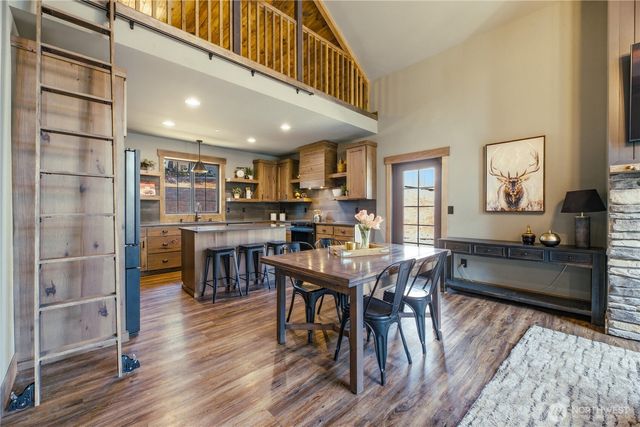7513 182nd Ave E, Bonney Lake, WA 98391