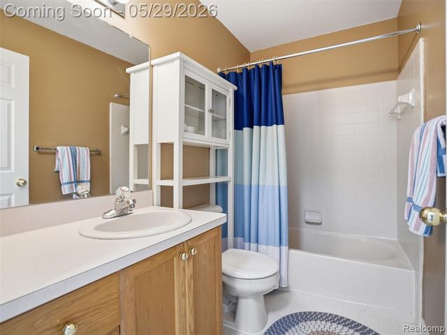 47525 River Woods Drive, Canton, MI 48188