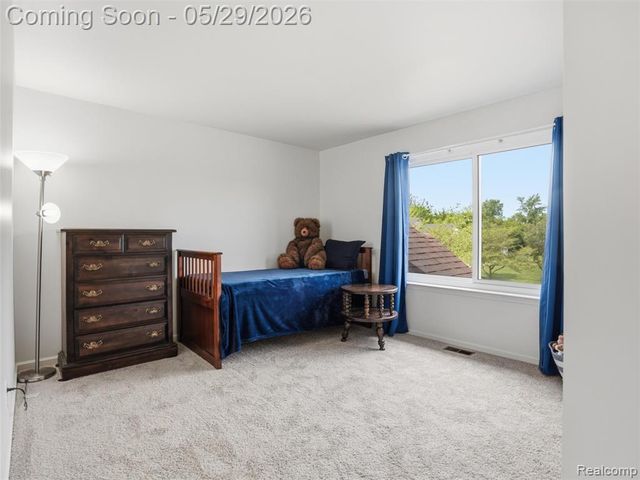 47525 River Woods Drive, Canton, MI 48188