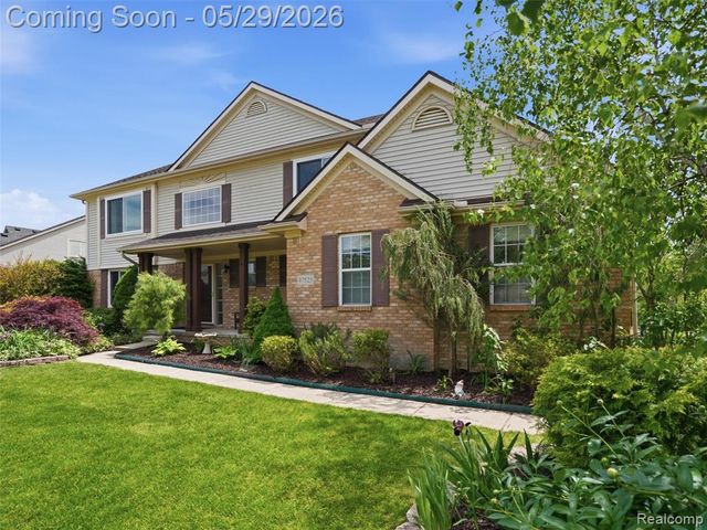 47525 River Woods Drive, Canton, MI 48188