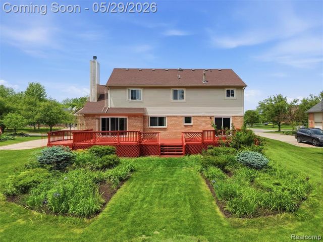47525 River Woods Drive, Canton, MI 48188