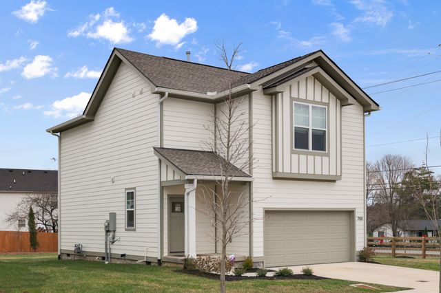 700 Caraway Ln, Nashville, TN 37211