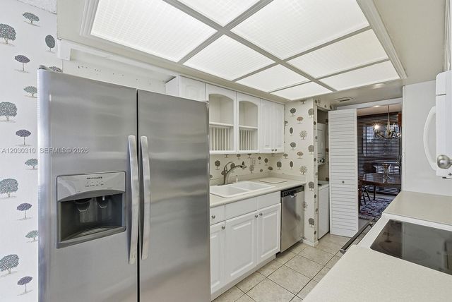 1309 Bridgewood Dr, Boca Raton, FL 33434