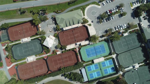 1309 Bridgewood Dr, Boca Raton, FL 33434