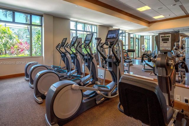 1309 Bridgewood Dr, Boca Raton, FL 33434