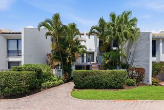 1309 Bridgewood Dr, Boca Raton, FL 33434