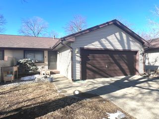 106 Spring Circle 106, Urbana, IL 61802